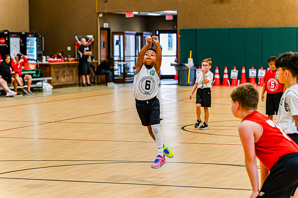 Lions_Summer_Bball_Tiny_Playoff_Game1-38